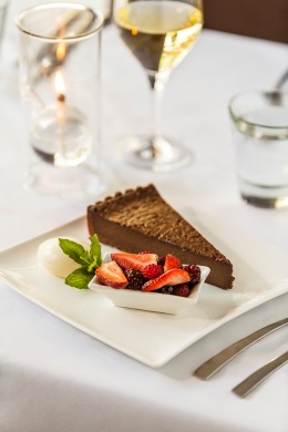 Click to view HGCM Dining In.jpg