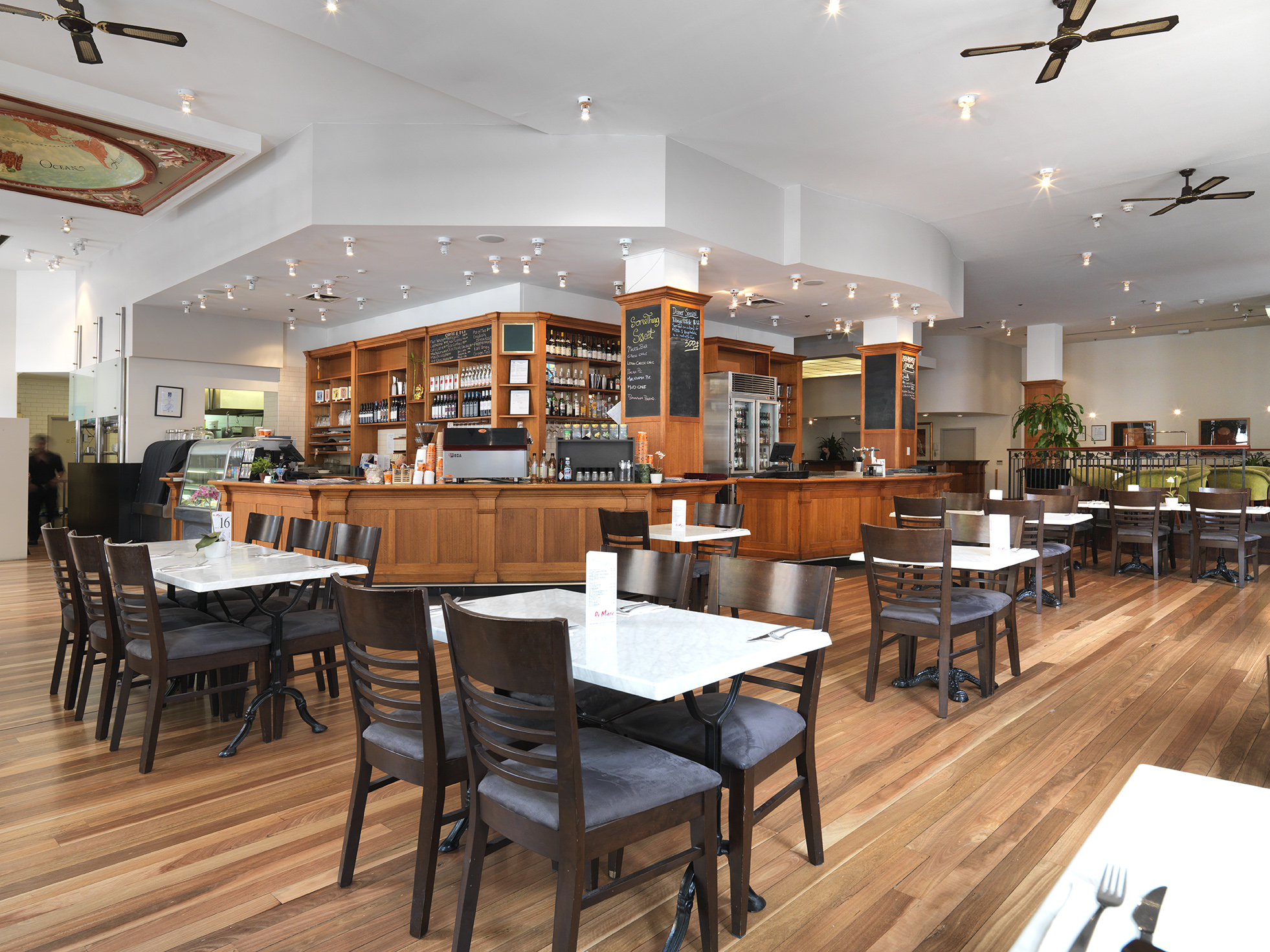 Click to view Cafe Di Mare.jpg
