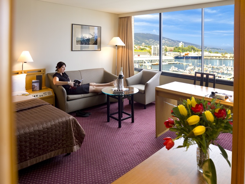Click to view Corner Harbour King